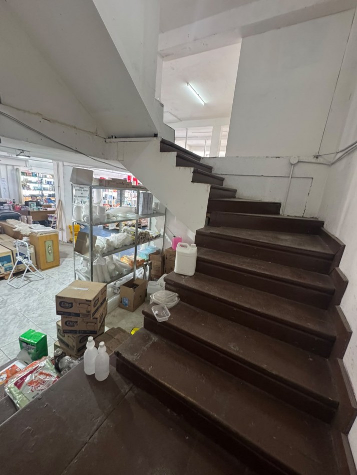 ALQUILER IMPORTANTE LOCAL COMERCIAL ONELLI