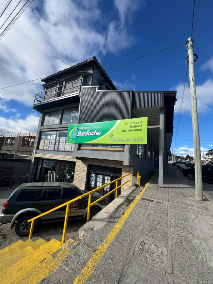 ALQUILER IMPORTANTE LOCAL COMERCIAL ONELLI