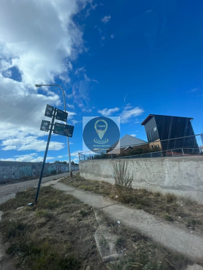 OPORTUNIDAD: LOTE CON VISTA, VALLE AZUL