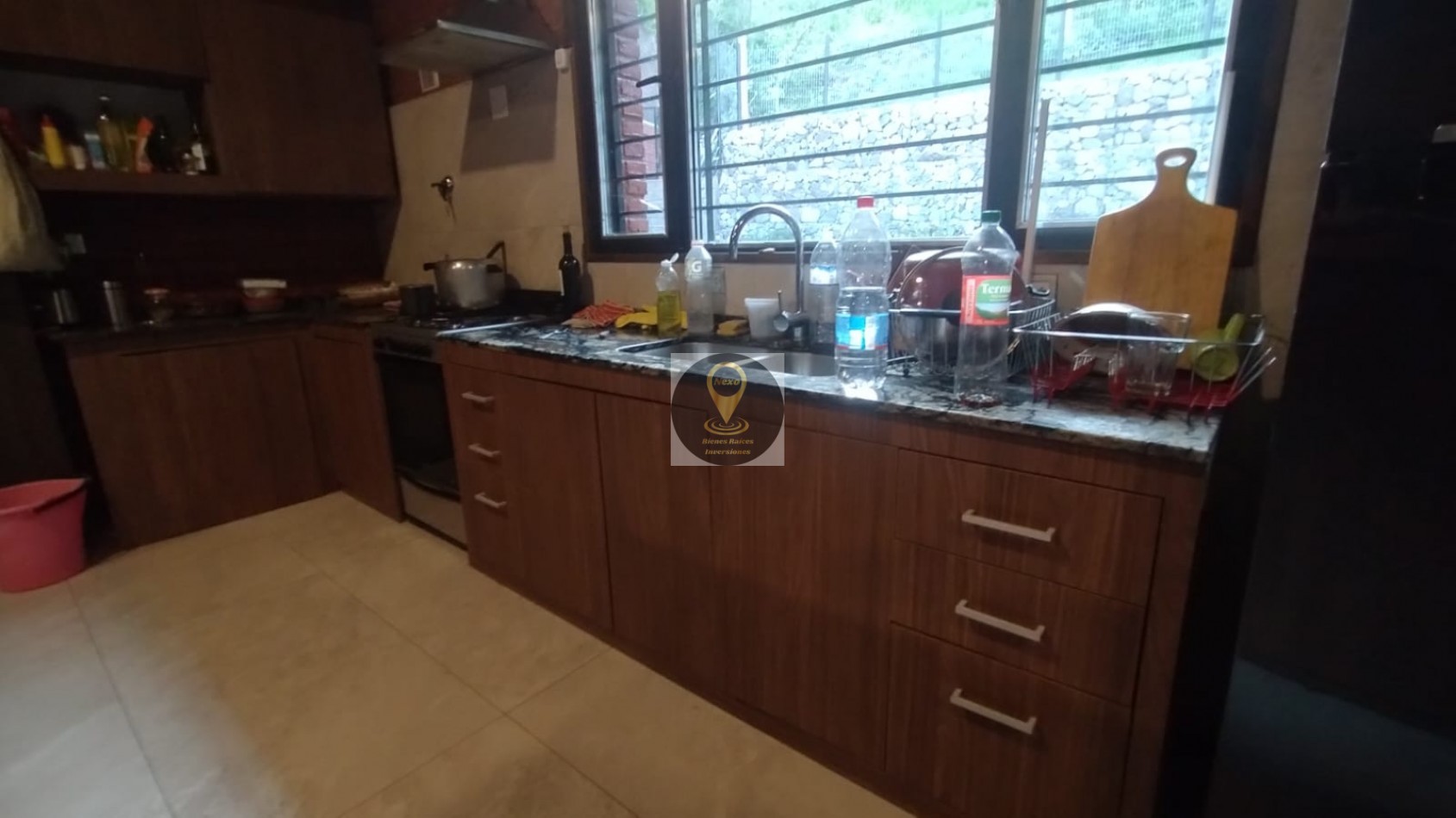 ALQUILER COMERCIAL Y/O PROFESIONAL 