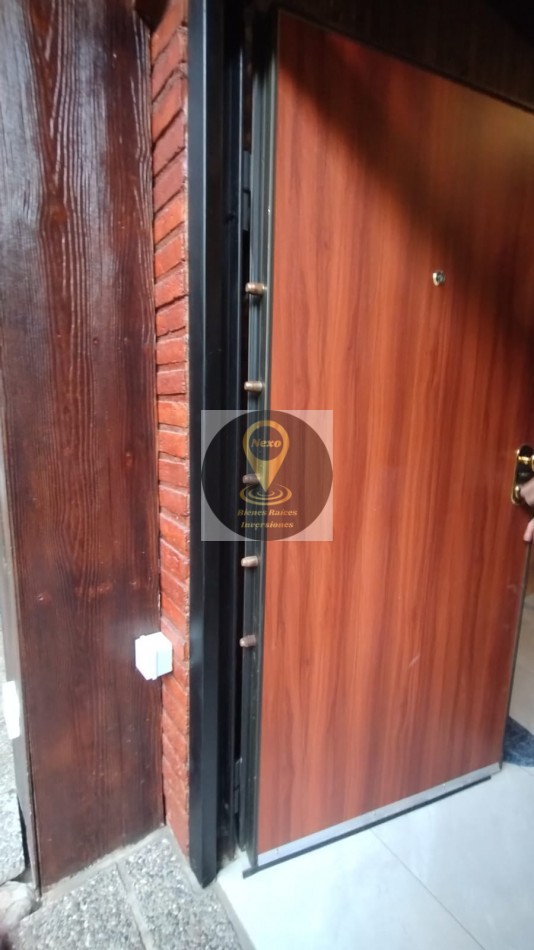 ALQUILER COMERCIAL Y/O PROFESIONAL 