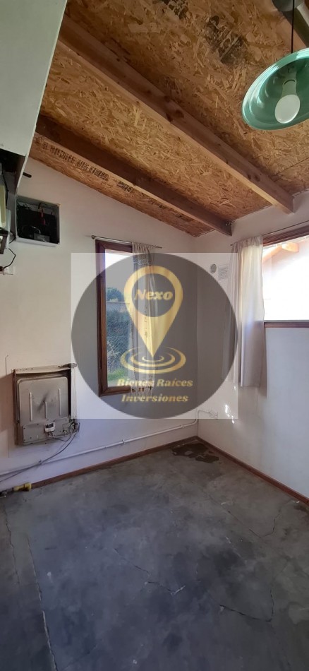 CASA EN VENTA  DINA HUAPI AV DEL VADO