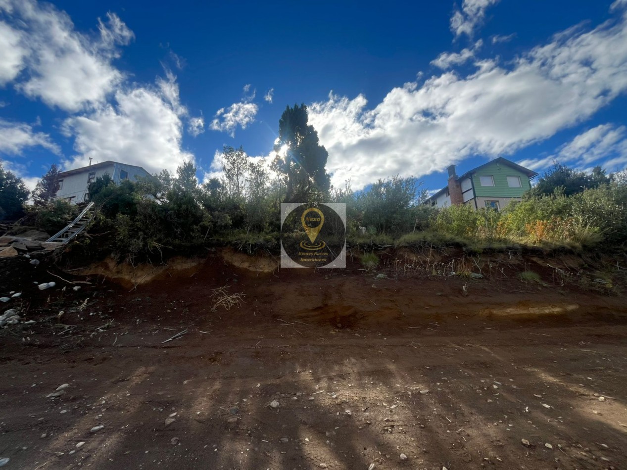 OPORTUNIDAD: LOTE CON VISTA, VALLE AZUL