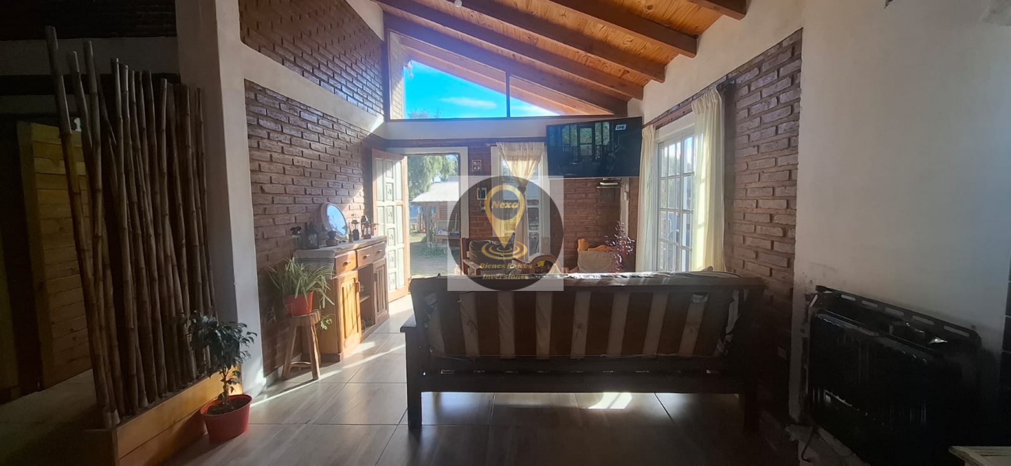 CASA EN VENTA  DINA HUAPI AV DEL VADO