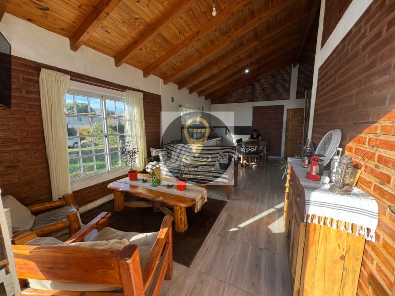 CASA EN VENTA  DINA HUAPI AV DEL VADO