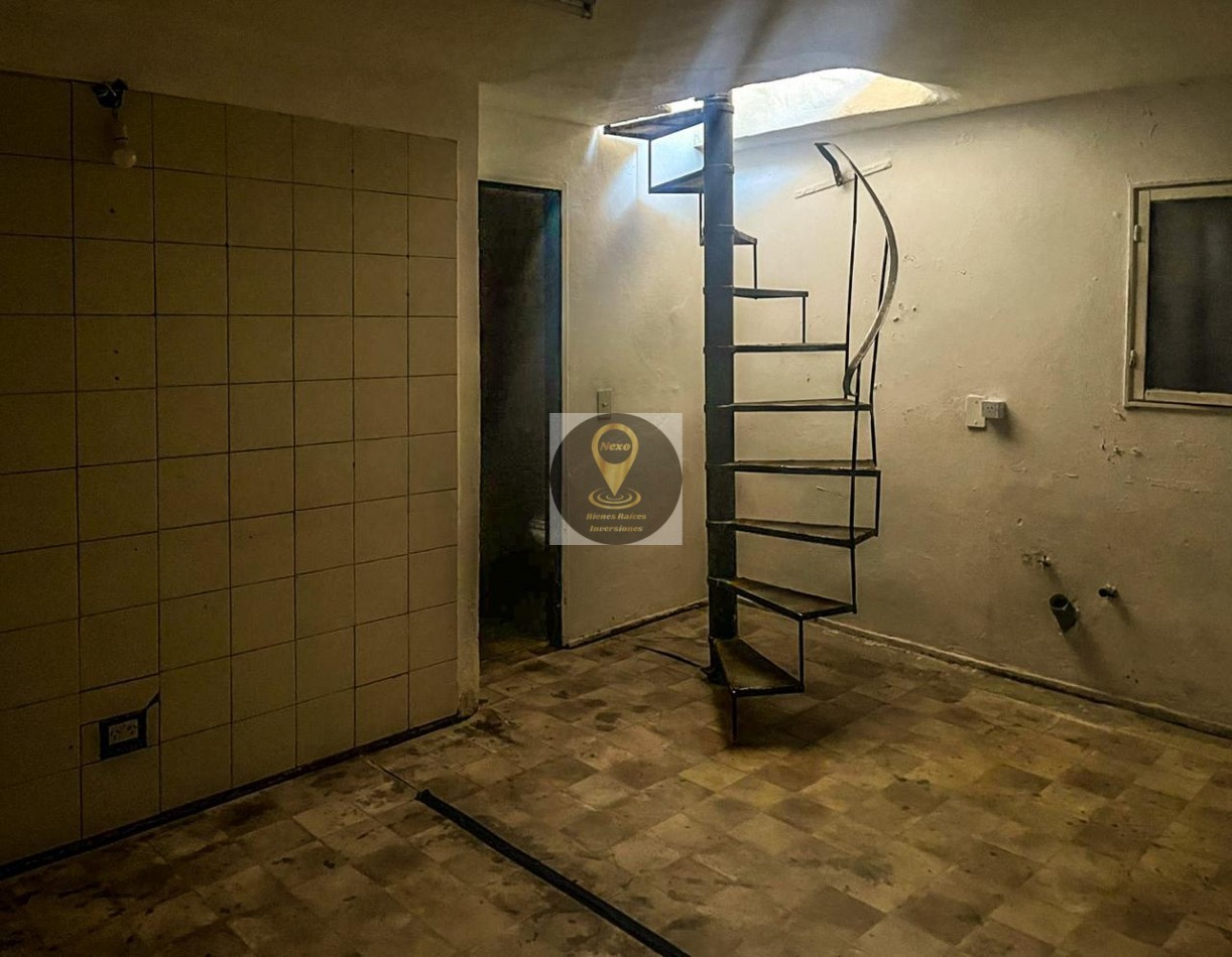 VENTA LOCAL COMERCIAL tiscornia y rolando (financiacion) 