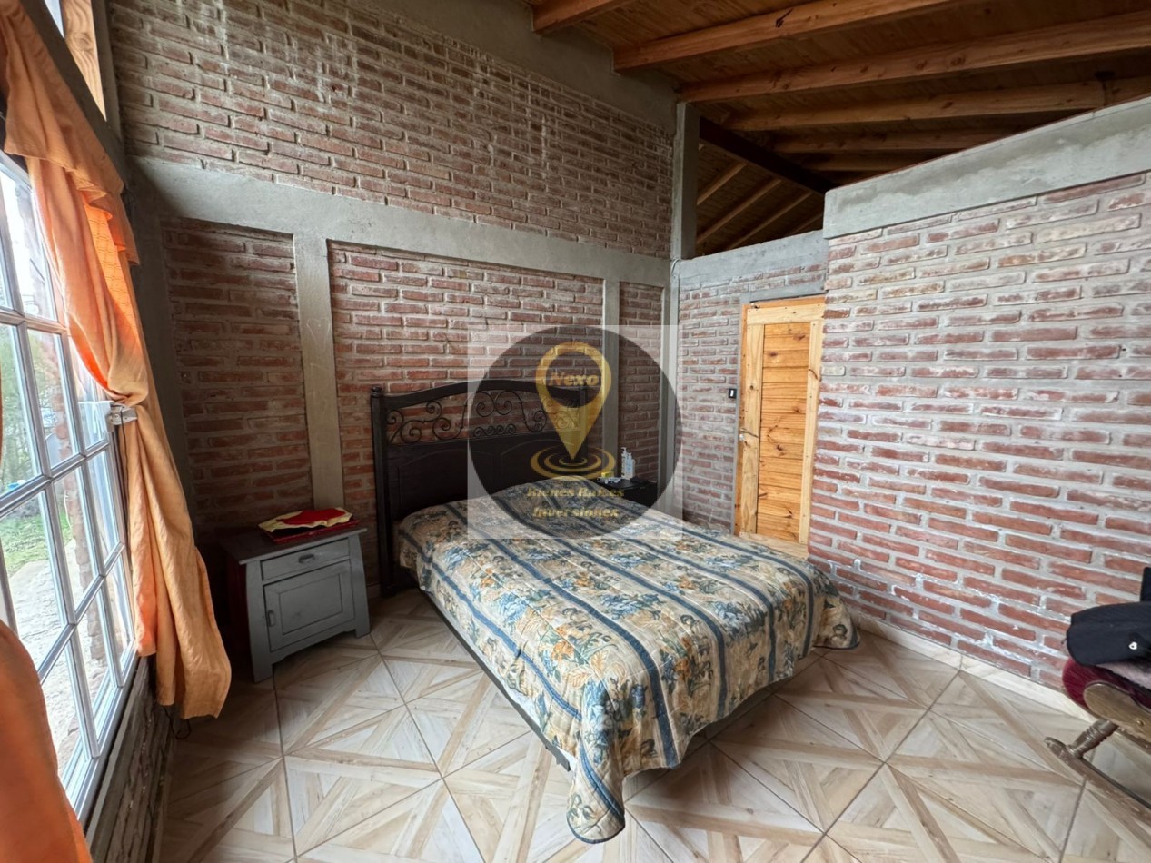 CASA A LA VENTA CON TERRENO DINA HUAPI