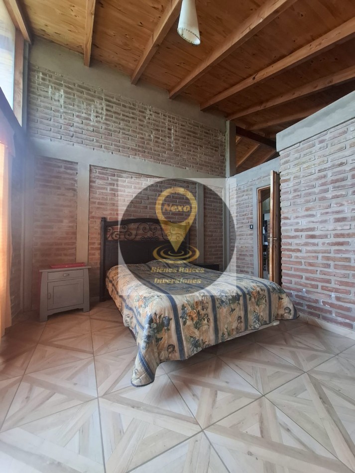 CASA A LA VENTA CON TERRENO DINA HUAPI