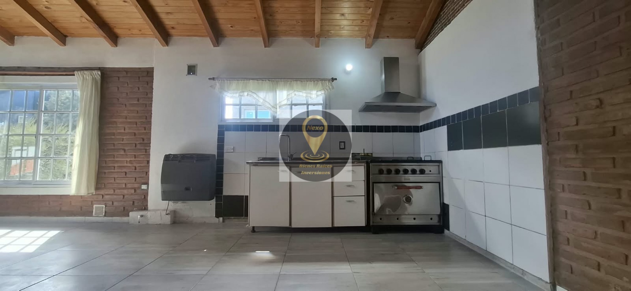 ALQUILER CASA 2 DORM+1 DINA HUAPI