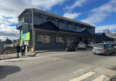 ALQUILER IMPORTANTE LOCAL COMERCIAL ONELLI